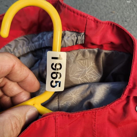 The North Face HyVent Jacket Mens Medium Red Hooded Waterproof Ski Parka Winter - Picture 13 of 13